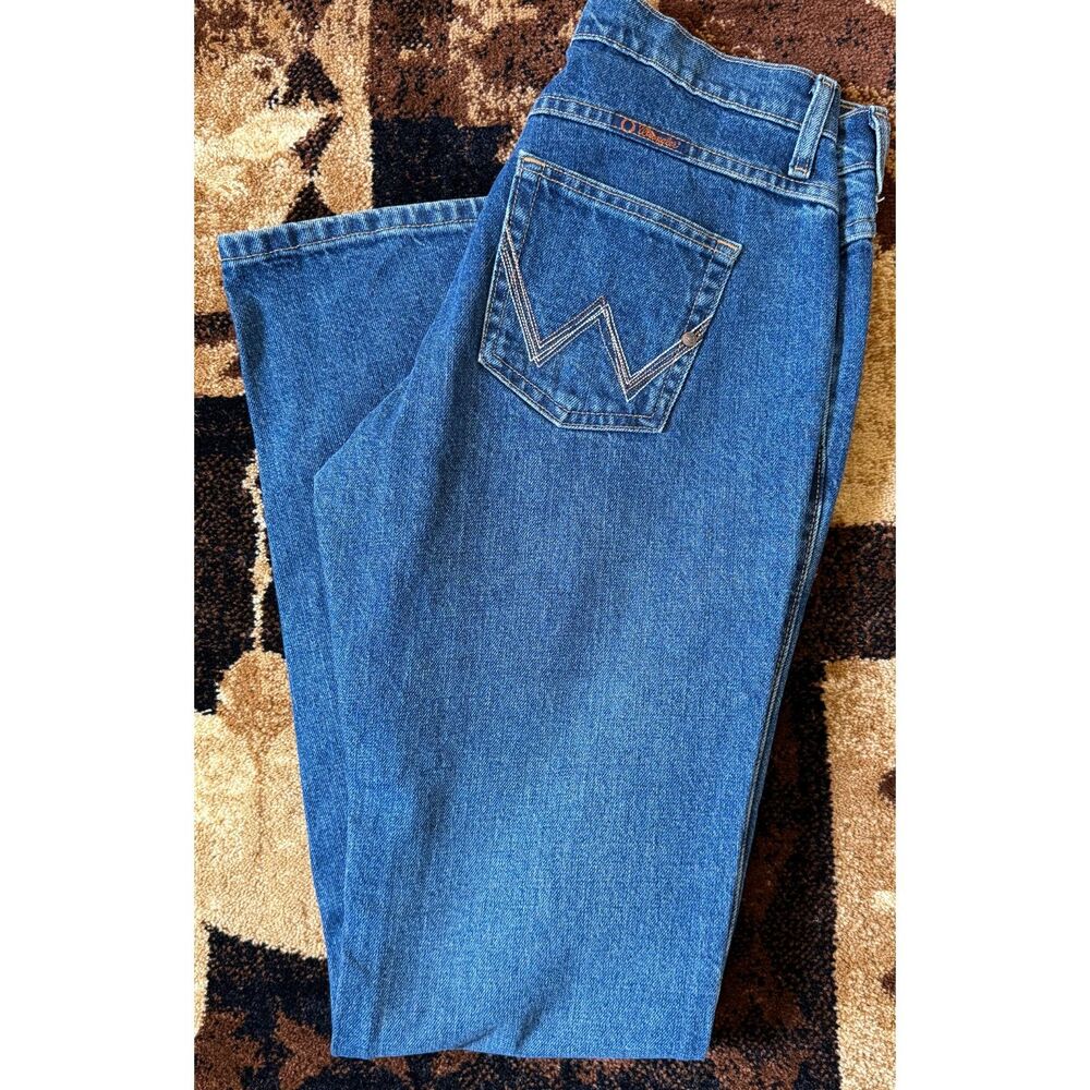 Wrangler Women's Cash Style Bootcut Jeans Size 7/8 x 34 Medium Wash Western